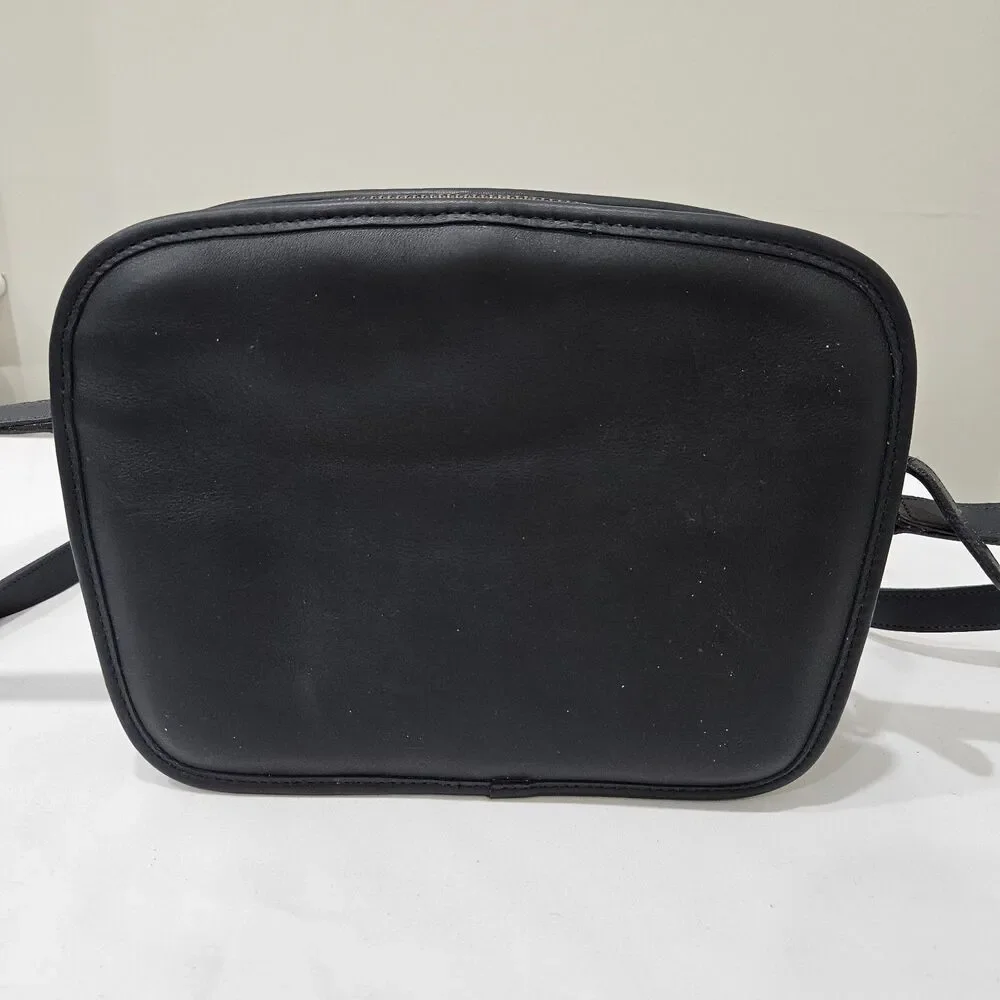Vintage Coach Camera Bag 1986 Navy Blue Leather Strap Travel Vacation Holidays
